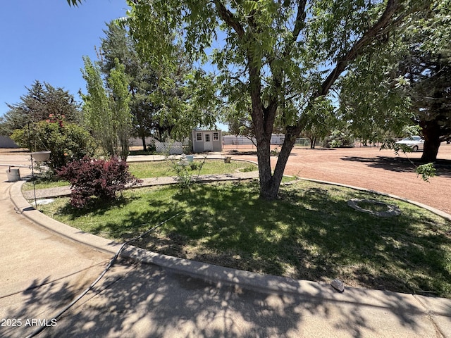 2404 W Palmer Dr, Payson, AZ 85541 - view of grassy yard with a shed