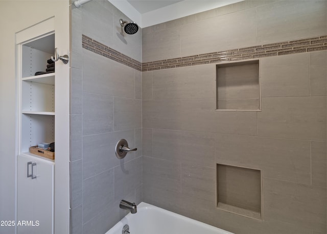 1839 E Palo Verde Dr, Phoenix, AZ 85016 - full bathroom featuring tub / shower combination
