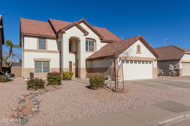 view of front facade featuring a garage