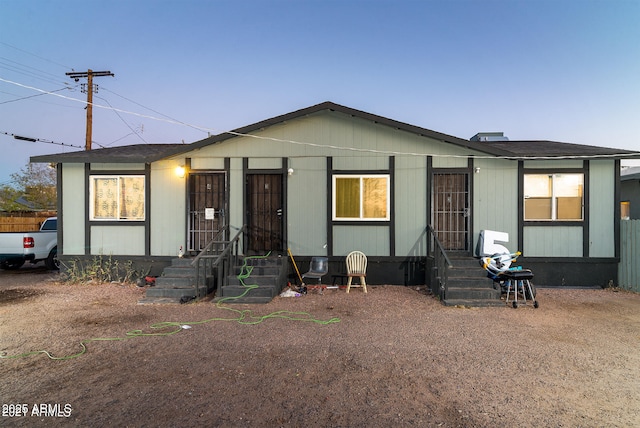 417 N 18th Dr, Phoenix, AZ 85007 - view of front of property with entry steps