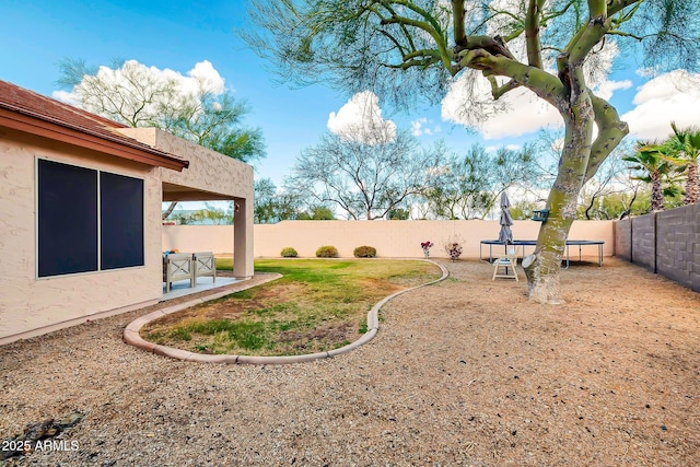 21640 N 48th St, Phoenix, AZ 85054 - view of yard featuring a patio area and a fenced backyard