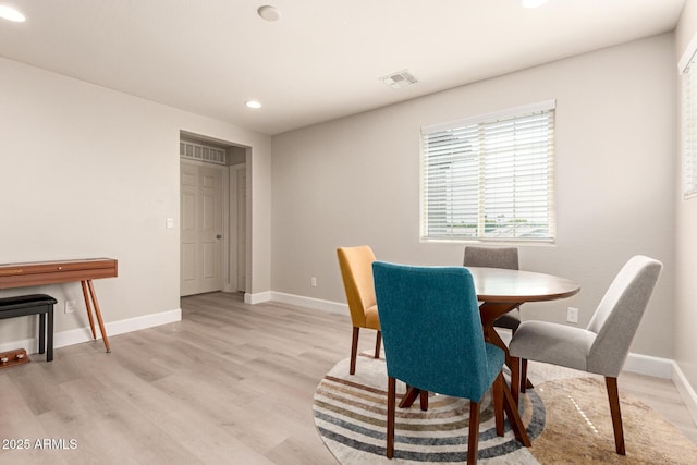263 N Wilson Dr, Chandler, AZ 85225 - dining space featuring light wood-type flooring and recessed lighting