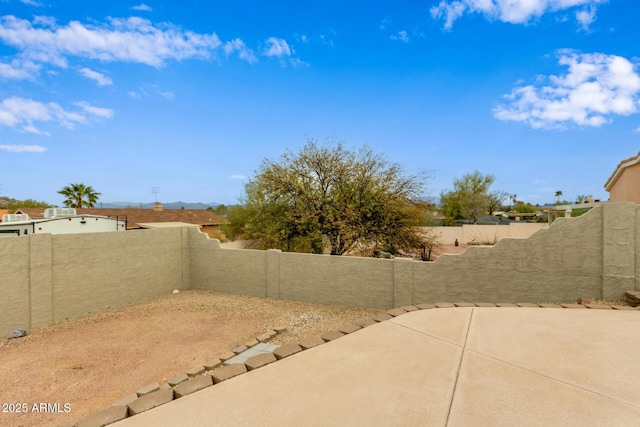 17346 E Oro Grande Dr, Fountain Hills, AZ 85268 - view of yard with a fenced backyard and a patio