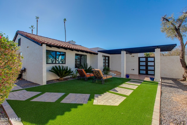 view of front of house with a front yard