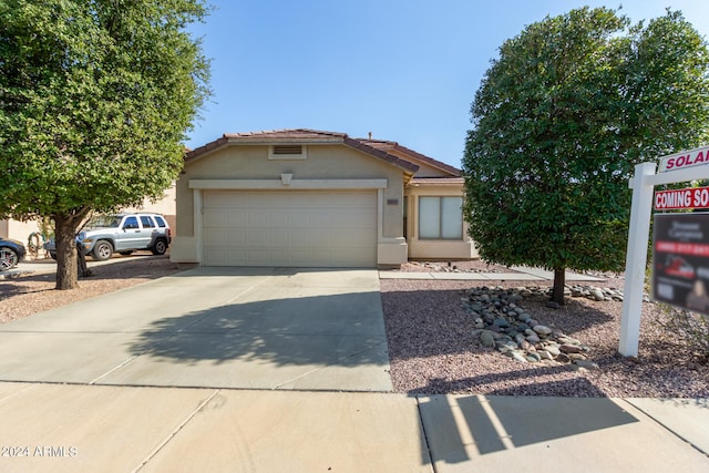 view of front facade with a garage