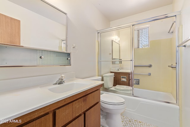 5309 E Butte St, Mesa, AZ 85205 - full bath featuring combined bath / shower with glass door, vanity, and tile patterned floors