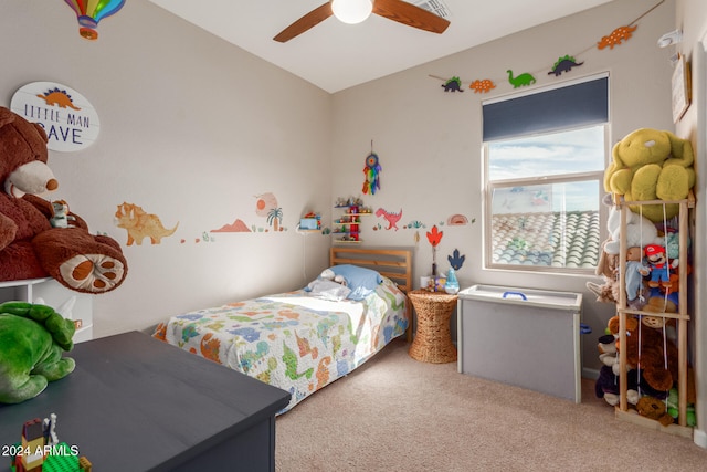 bedroom with carpet and ceiling fan