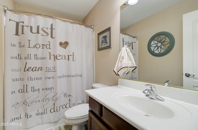 708 E Dry Creek Rd, San Tan Valley, AZ 85143 - bathroom with vanity and curtained shower