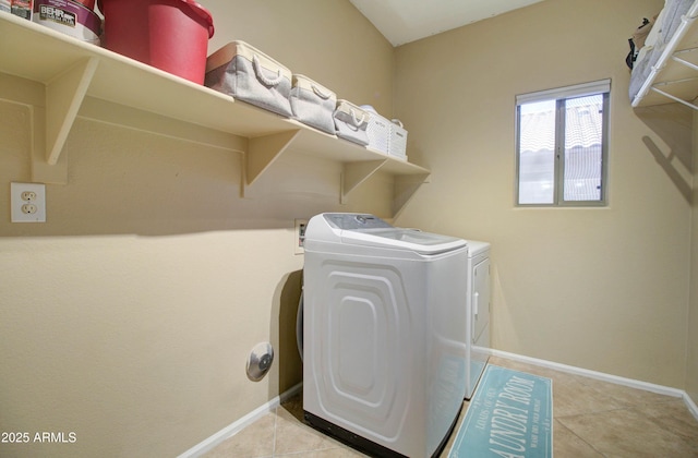 708 E Dry Creek Rd, San Tan Valley, AZ 85143 - laundry room featuring separate washer and dryer and light tile patterned floors