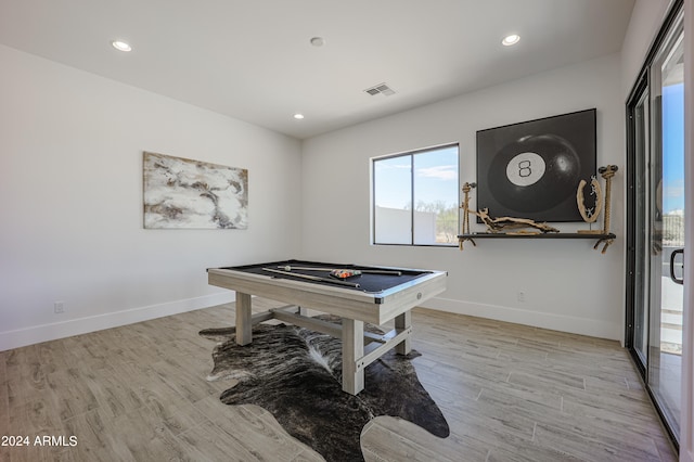 playroom with light wood-type flooring and pool table