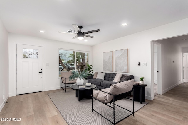 living area featuring visible vents, recessed lighting, light wood-style floors, and ceiling fan