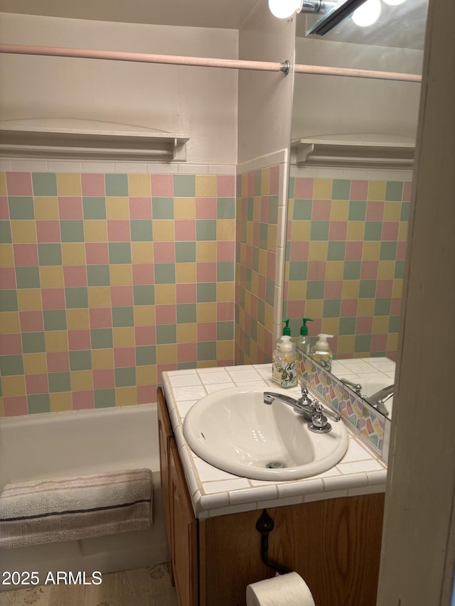 3994 N Mohawk St, Pine, AZ 85544 - bathroom with vanity and a bath