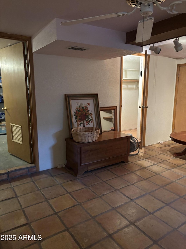 3994 N Mohawk St, Pine, AZ 85544 - hallway featuring tile patterned floors