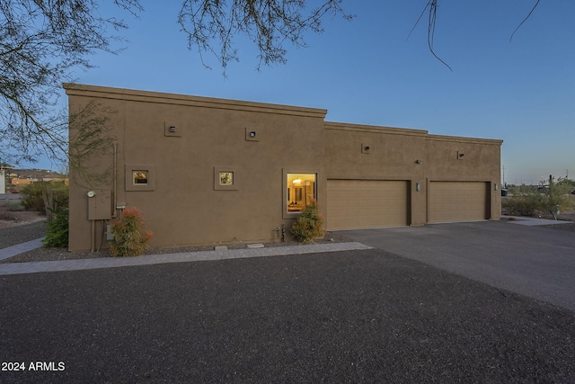 view of front of house featuring a garage