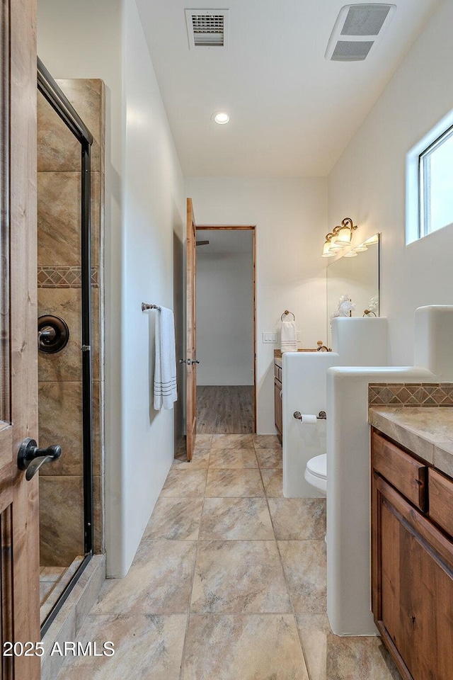 28423 N 139th St, Scottsdale, AZ 85262 - bathroom featuring a shower stall, visible vents, and vanity