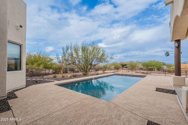 28423 N 139th St, Scottsdale, AZ 85262 - view of pool featuring a fenced backyard, a fenced in pool, and a patio area