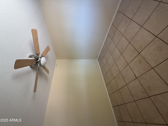 4913 W Maryland Ave, Glendale, AZ 85301 - detailed view of a ceiling fan