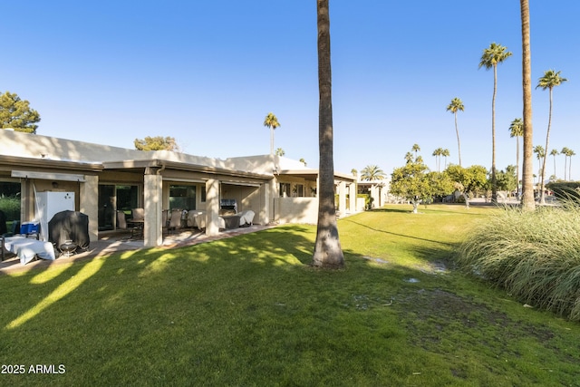 view of yard with a patio