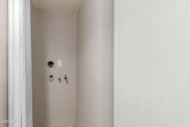 3119 W Cochise Dr Unit 111, Phoenix, AZ 85051 - laundry room with washer hookup