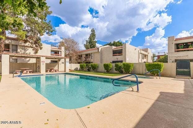 3119 W Cochise Dr Unit 111, Phoenix, AZ 85051 - community pool with a patio