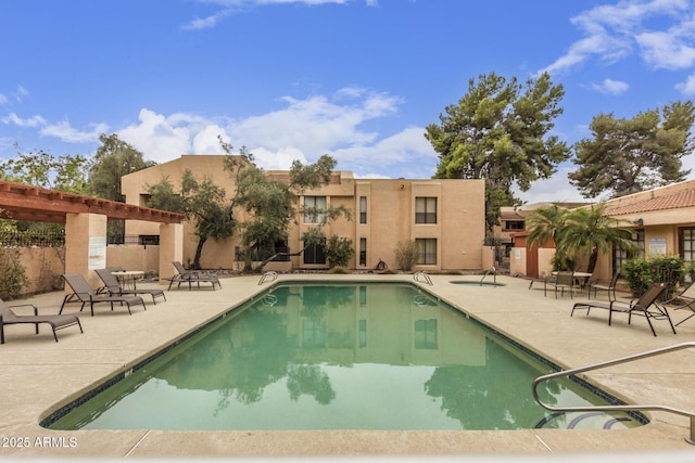 3119 W Cochise Dr Unit 111, Phoenix, AZ 85051 - community pool featuring a patio