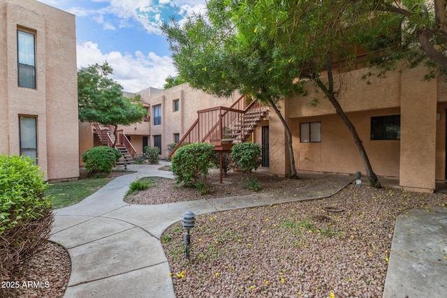 3119 W Cochise Dr Unit 111, Phoenix, AZ 85051 - view of community with stairway