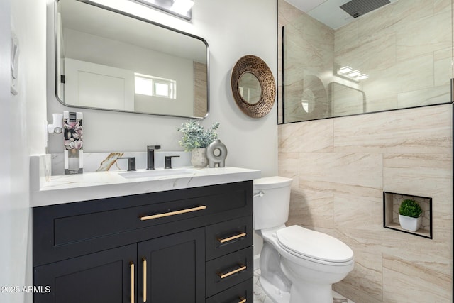 3050 E Cholla St E, Phoenix, AZ 85028 - full bath with vanity and tiled shower