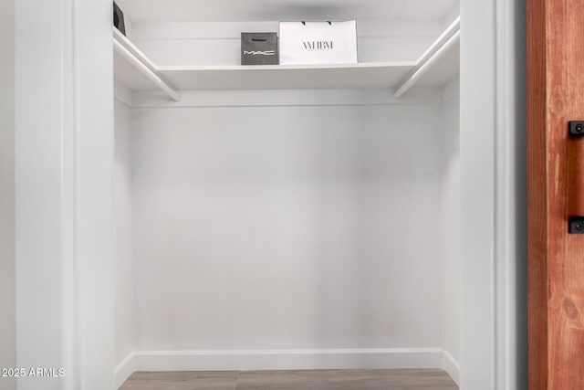 3050 E Cholla St E, Phoenix, AZ 85028 - spacious closet featuring wood finished floors