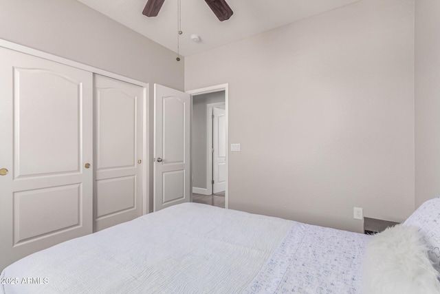 557 S Lemon Ct, Gilbert, AZ 85296 - bedroom with a closet and ceiling fan