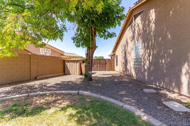 557 S Lemon Ct, Gilbert, AZ 85296 - view of fenced backyard