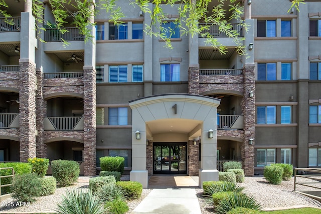 5450 E Deer Valley Dr Unit 1004, Phoenix, AZ 85054 - view of apartment building / complex