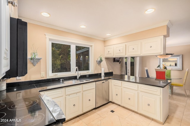 kitchen with sink, crown molding, dishwasher, and kitchen peninsula