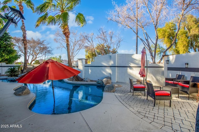 1442 W Laurel Ave, Gilbert, AZ 85233 - view of swimming pool with a patio area, a fenced backyard, and outdoor lounge area