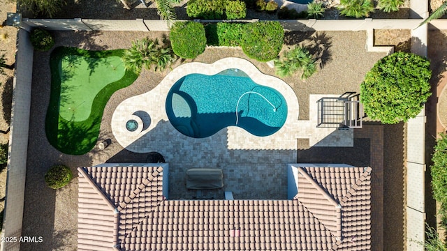 birds eye view of property