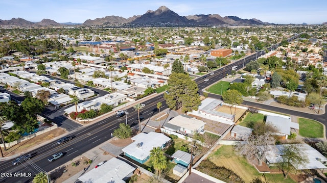 bird's eye view featuring a residential view and a mountain view