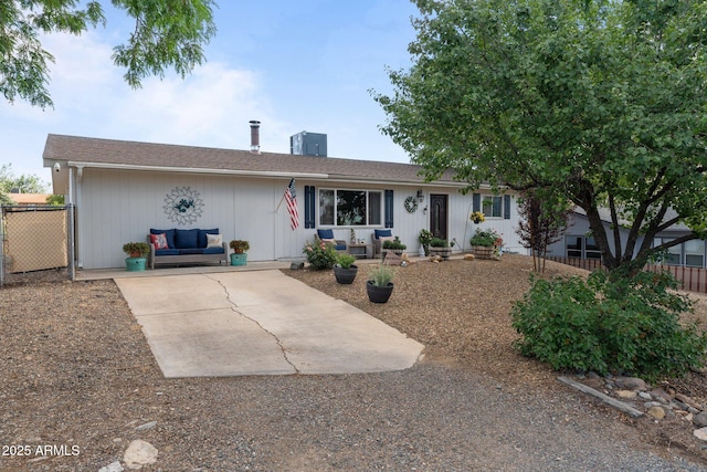 6289 E Duchess Dr, Prescott Valley, AZ 86314 - ranch-style house with a patio area