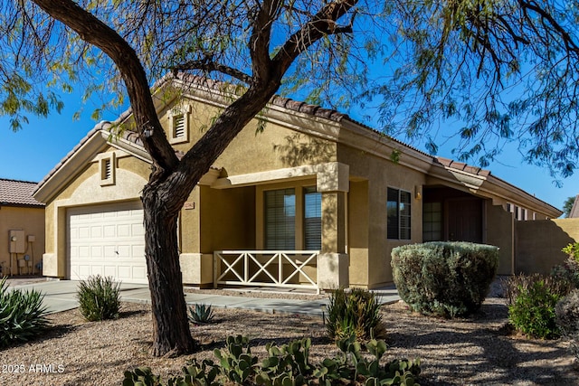 view of front of home featuring a garage