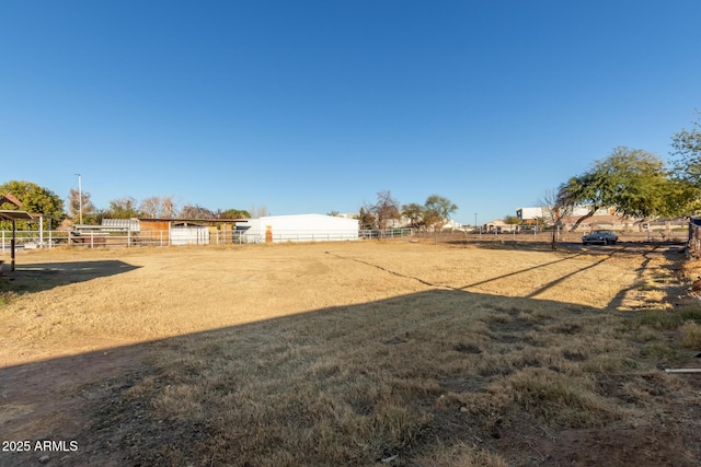 view of yard featuring a rural view