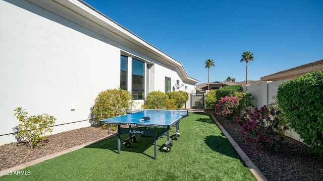 122 E Desert Wind Dr, Phoenix, AZ 85048 - view of yard with fence