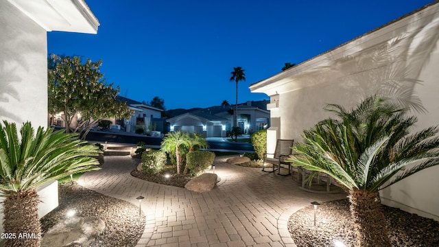 122 E Desert Wind Dr, Phoenix, AZ 85048 - exterior space