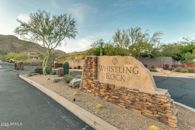 122 E Desert Wind Dr, Phoenix, AZ 85048 - community sign with a mountain view