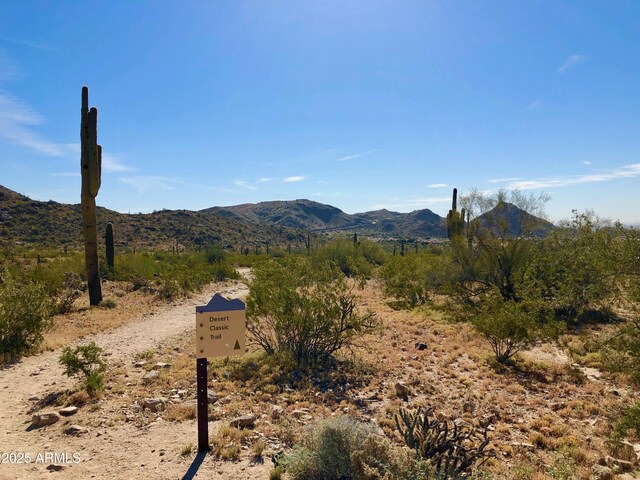 122 E Desert Wind Dr, Phoenix, AZ 85048 - property view of mountains