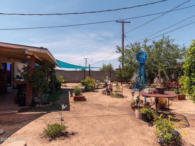 8116 N 55th Dr, Glendale, AZ 85302 - fenced backyard featuring a patio area