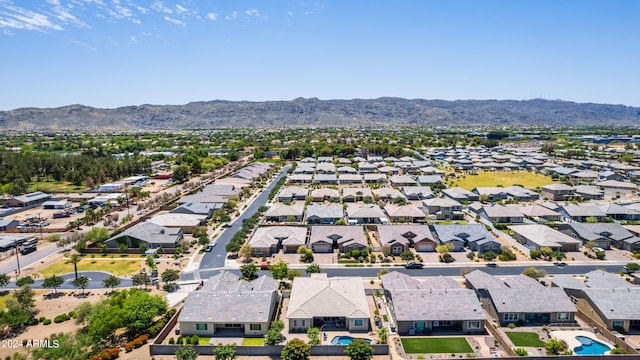 bird's eye view with a mountain view