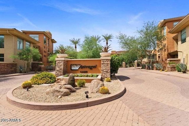 14450 N Thompson Peak Pkwy Unit 132, Scottsdale, AZ 85260 - community sign with curved driveway