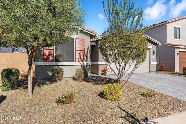 view of front of house featuring a garage