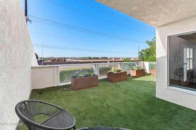4392 W Charro Ln, Yuma, AZ 85365 - view of grassy yard featuring a balcony