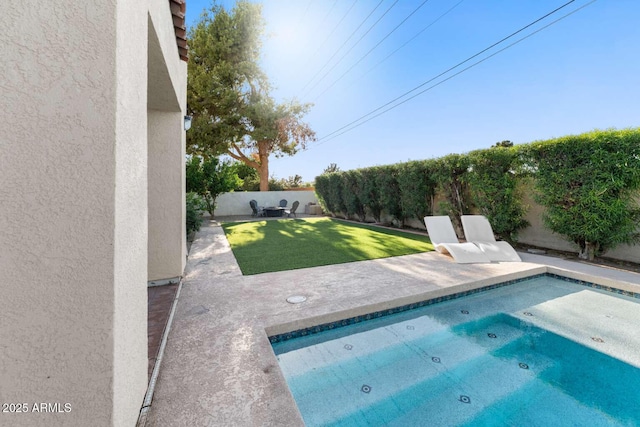 4392 W Charro Ln, Yuma, AZ 85365 - view of swimming pool with a patio