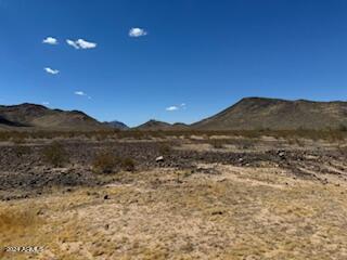 Listing photo 2 for TBD S 403rd Ave -/-/-, Unit Tonopah AZ 85354