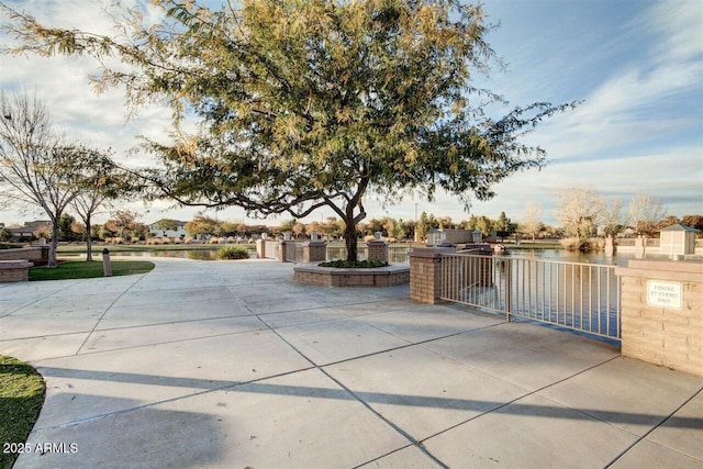 3773 E Stampede Dr, Gilbert, AZ 85297 - view of property's community featuring a gate and a water view